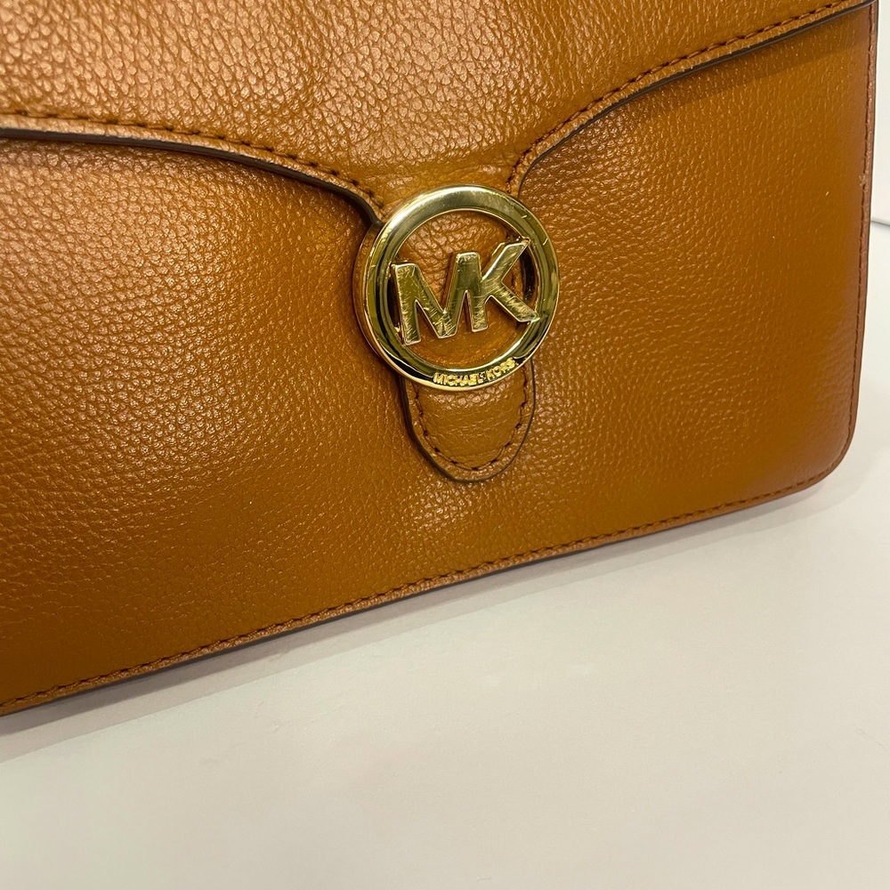 Michael Kors Vanna Medium Brown Pebbled Leather Crossbody Bag - Picture 9 of 11